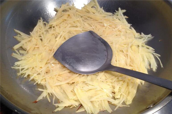 干焙洋芋丝怎么做