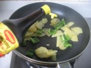 呆鱼叫你【土豆炒青椒】