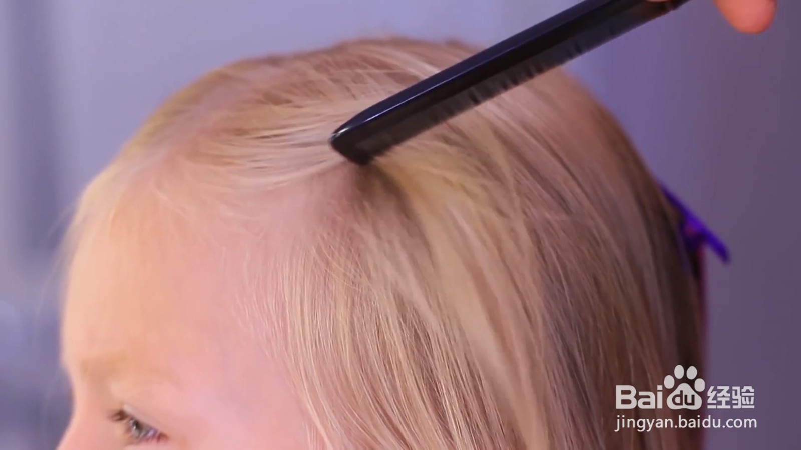 怎么给小朋友编侧面发型？