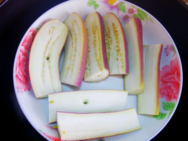 麻辣手撕凉拌茄子