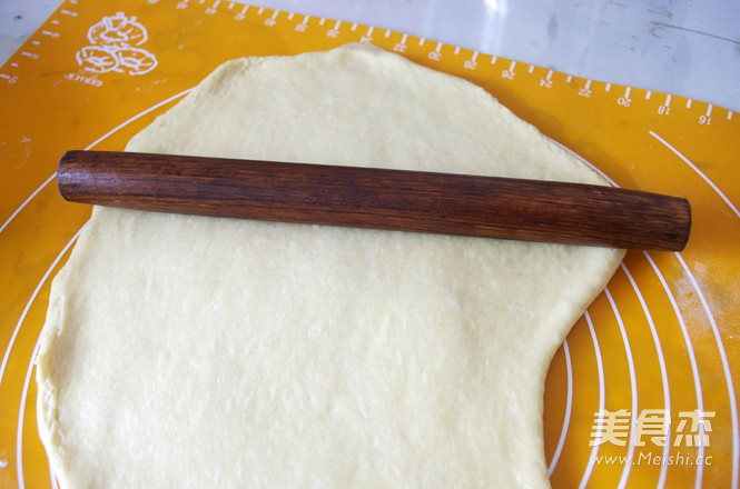 豆沙面包卷的做法