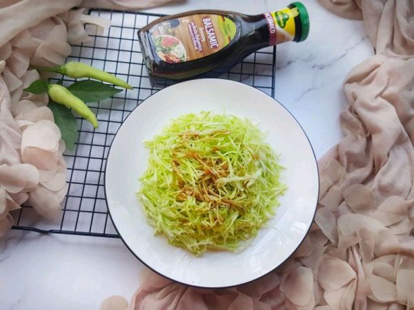 香醋沙拉拌甘蓝
