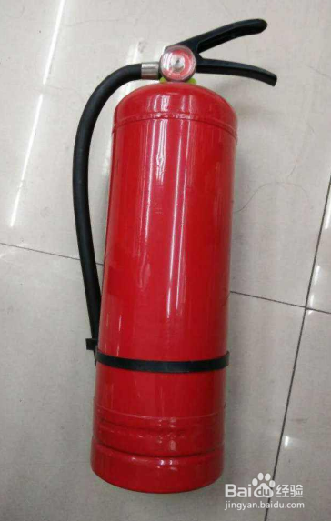 灭火弹的使用方法
