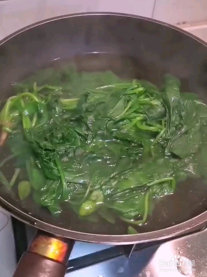 凉拌菠菜的做法