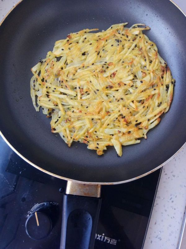 黑芝麻土豆丝饼