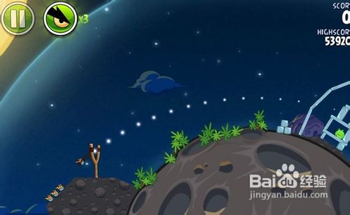 《愤怒的小鸟：太空版》通关技巧