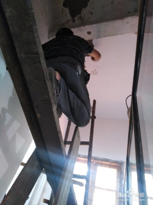 房屋天面漏水怎么修补?