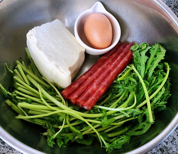 腊肠豆腐时蔬丸