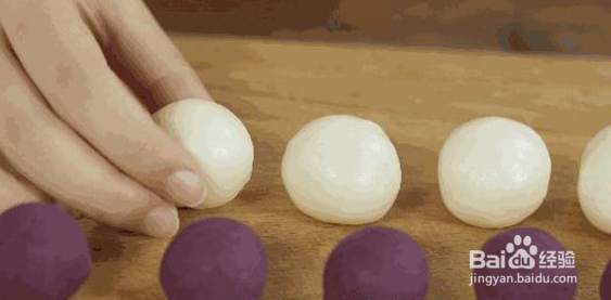 学会好吃不腻的冰皮月饼的做法