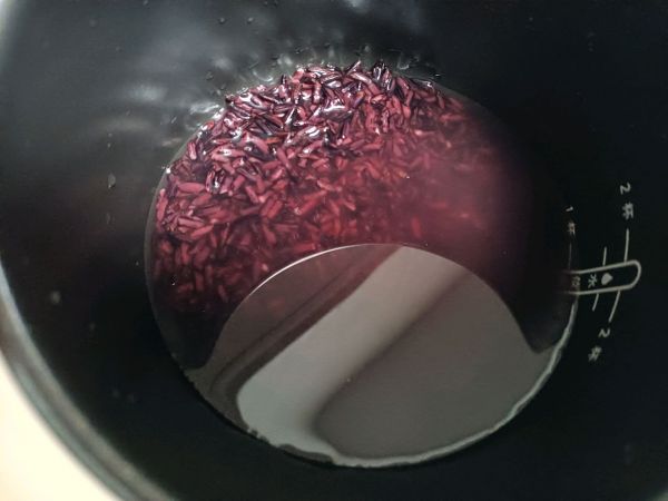 低卡紫米酸奶杯