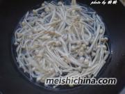 家常小菜:榨菜拌金针菇的做法