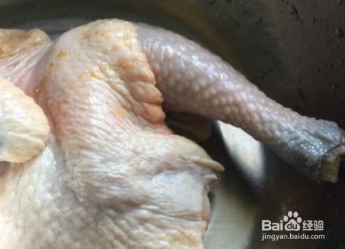 如何烹饪槽香三黄鸡？