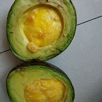 美味的牛油果焗蛋