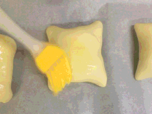 香肠芝士软面包的做法