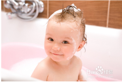 夏天如何让宝宝爱上洗澡