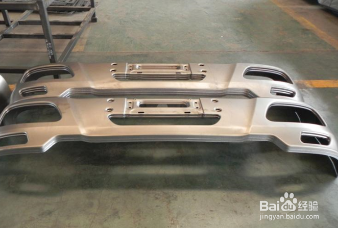 保险杠松动怎么办