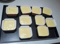 如何制作弹性十足分蛋海绵杯子蛋糕？