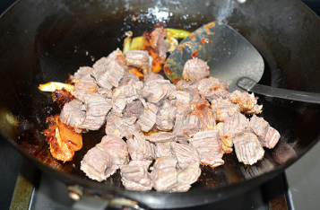 浓浓的红烧牛肉面