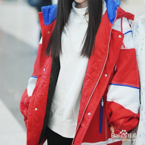 卫衣太宽松怎么穿外套