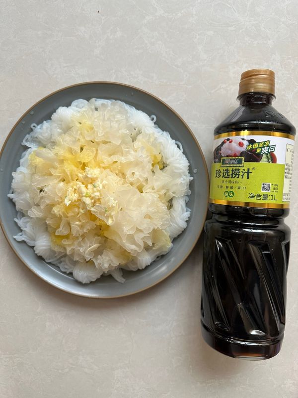 减脂凉拌银耳魔芋丝
