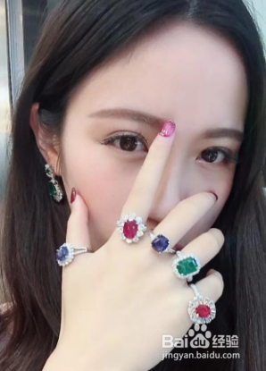 今年要如何搭配才能让自己更加时尚？