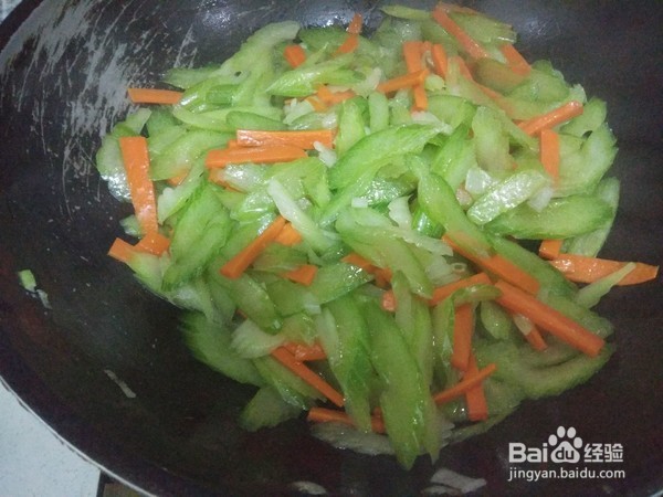 炒西芹的做法