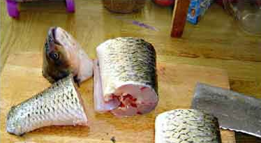 怎么做酸菜鱼—手把手教你做酸菜鱼！