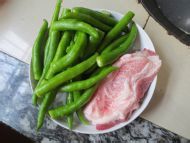 杭椒炒五花肉的做法