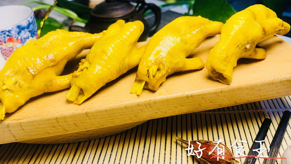 盐焗鸡爪煲剧必备小零食