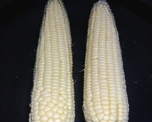 自己做的更好吃的网红小吃-牙签玉米粒