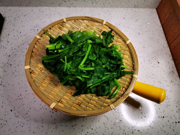 花生酱烤菠菜鸡蛋