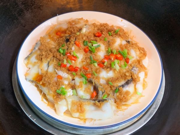 蒜蓉粉丝蒸鱼片