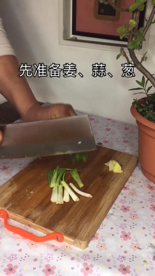 怎么做菠萝炒瘦肉