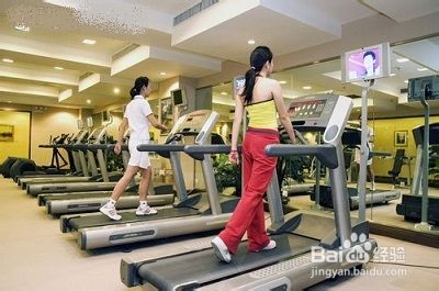 在健身房怎么减肥，要做什么运动，要多久