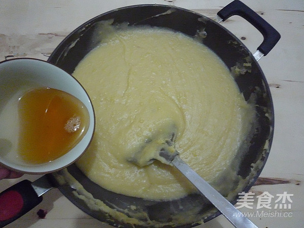抹茶麻茸酥&红曲麻茸酥