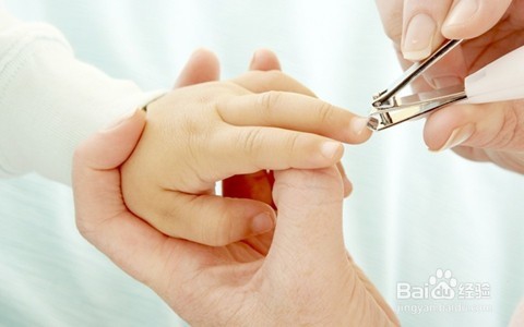 涂抹指甲油前应该做什么?