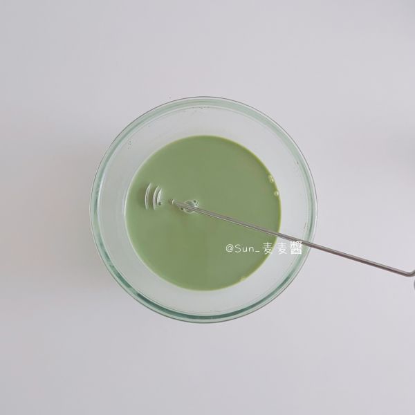 抹茶蔓越莓奶冻