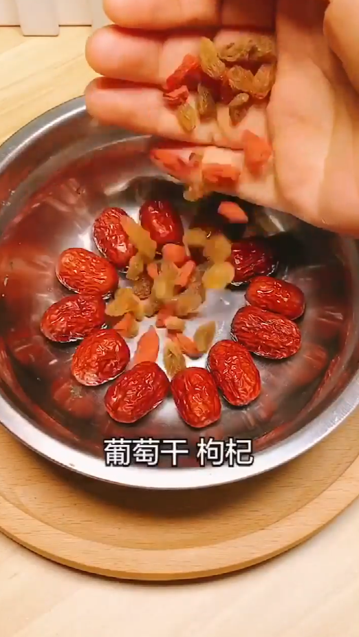 如何做出香甜软糯的红糖糯米饭，唇齿留香