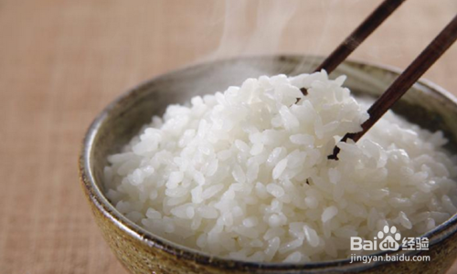 做蛋炒饭需要的材料