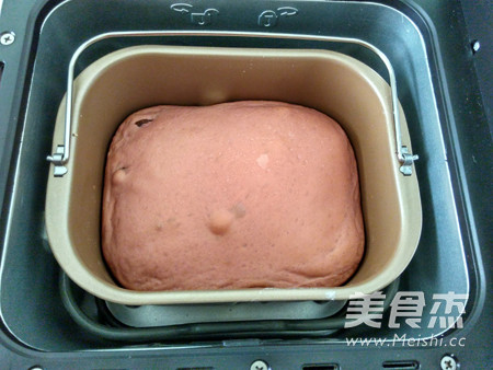 云食谱红曲葡萄干面包