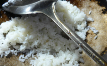 红苋菜炒饭如何制作