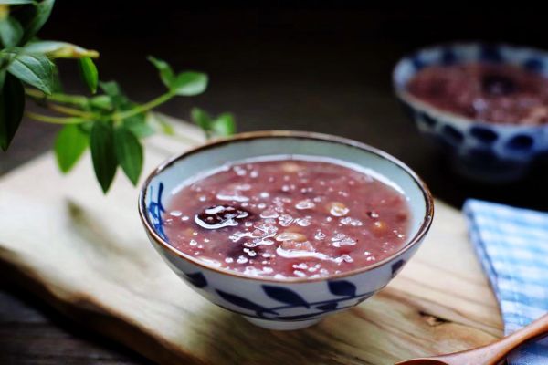 紫米红豆杂粮粥