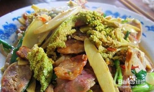 扇子树花苞炒腊肉