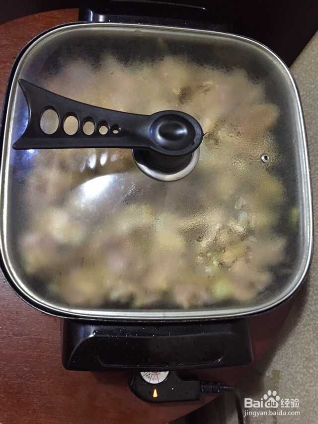 没有齐全的调料,也能做出可口足量的家常辣子鸡