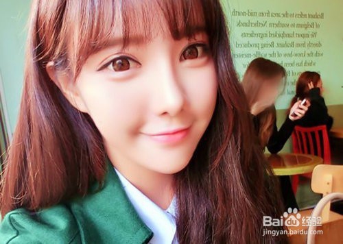 如何选择适台自己肤色的衣服呢?