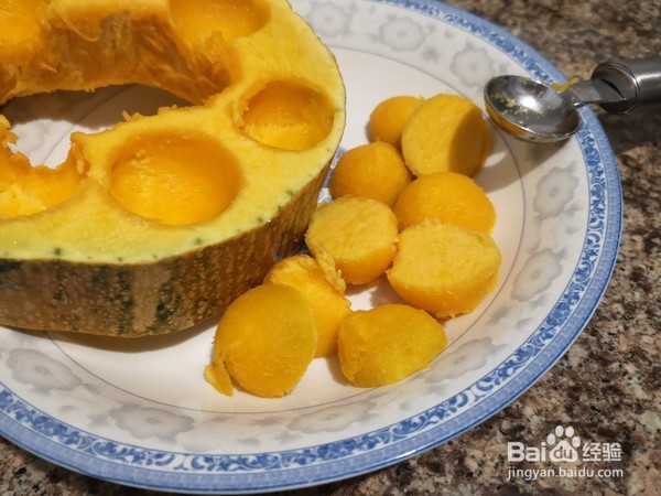 银丝抱金球的做法