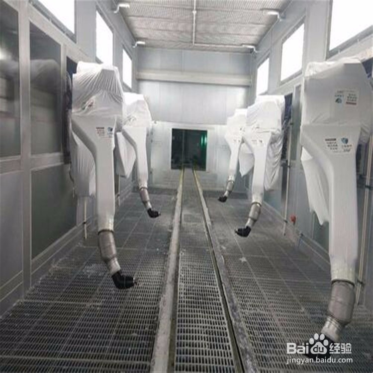 选择喷涂机器人防护服需要注意哪些问题