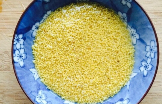 用高压锅煮稀饭水总是流出来 流了很多水