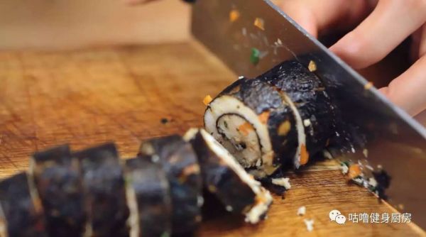 健康便当玉米饼与海苔肉卷