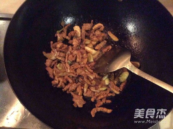 肉丝炒豆角的做法